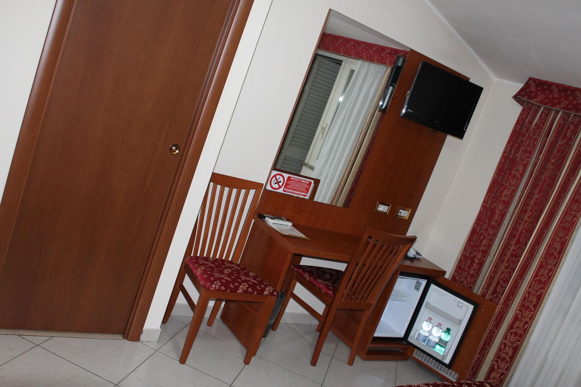 Hotel Vitti Рим Экстерьер фото